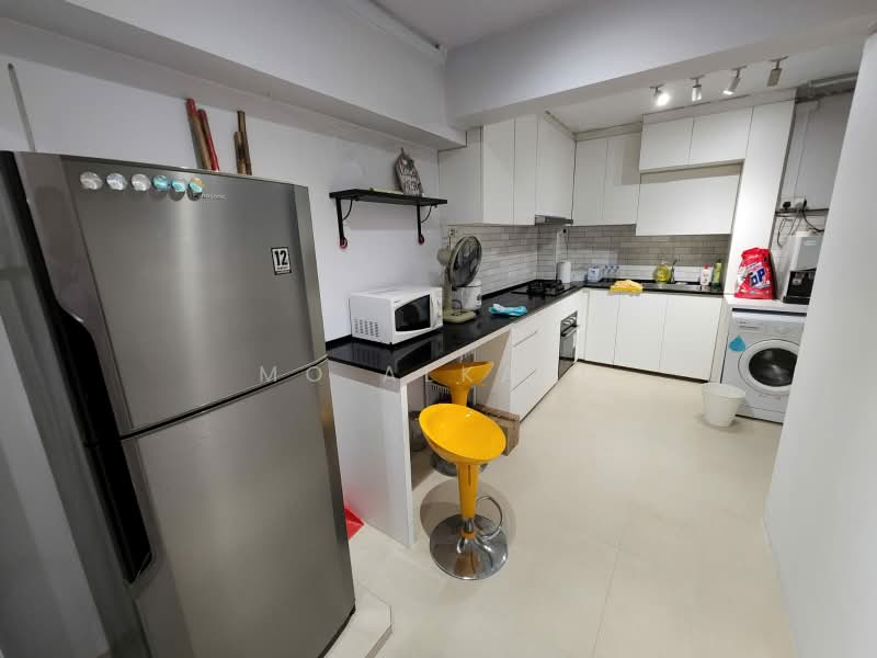 450 Pasir Ris Drive 6, 450 Pasir Ris Drive 6, 3 Bedrooms, 1,100 sqft, HDB Flat For Rent, by Mo Alkaff, 500177666 - Kitchen - PropertyGuru.com.sg