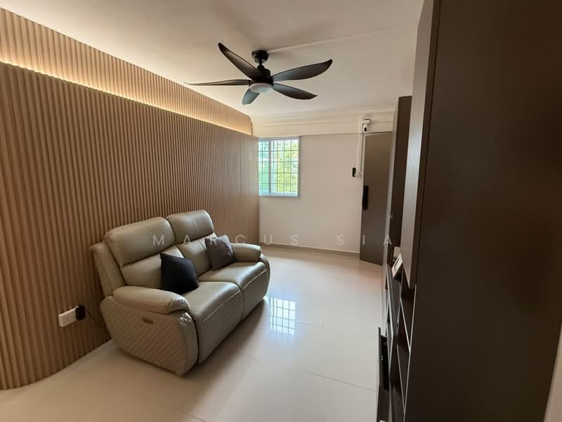 737 Yishun Street 72, 737 Yishun Street 72, Room Rental, 250 sqft, HDB Flat For Rent, by Marcus Sia, 500177670 - Living Room - PropertyGuru.com.sg