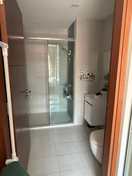 Treasures @ G19, 33 Lorong 19 Geylang, 1 Bedroom, 402 sqft, Condominium For Rent, by Kyne Chan, 500177671 - Bathroom - PropertyGuru.com.sg