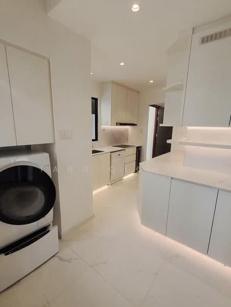 The Sterling, 1001 Bukit Timah Road, 2 Bedrooms, 1,001 sqft, Condominium For Rent, by Tang Qichen, 500177680 - Kitchen - PropertyGuru.com.sg
