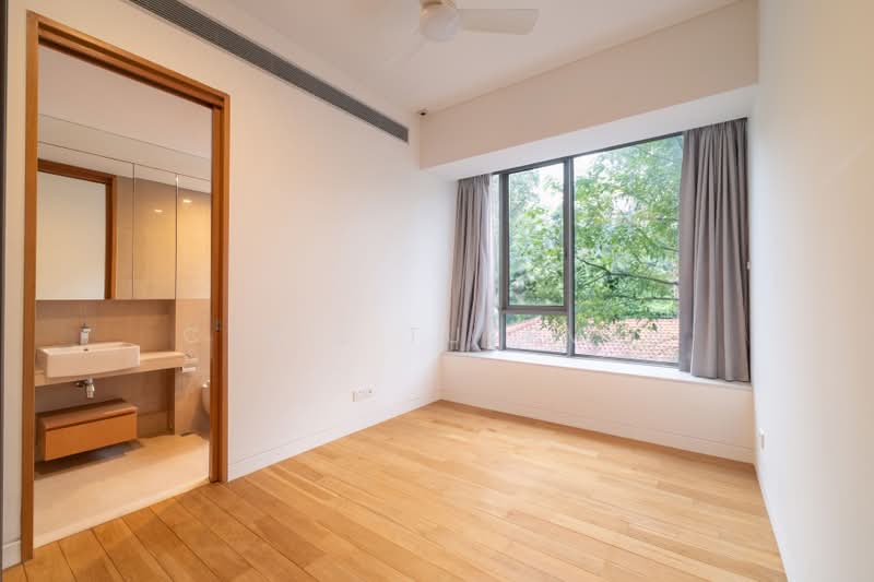 Beaufort on Nassim, 12 Nassim Road, 3 Bedrooms, 1,851 sqft, Condominium For Rent, by Cyril Tuzemen, 500177693 - Bathroom - PropertyGuru.com.sg