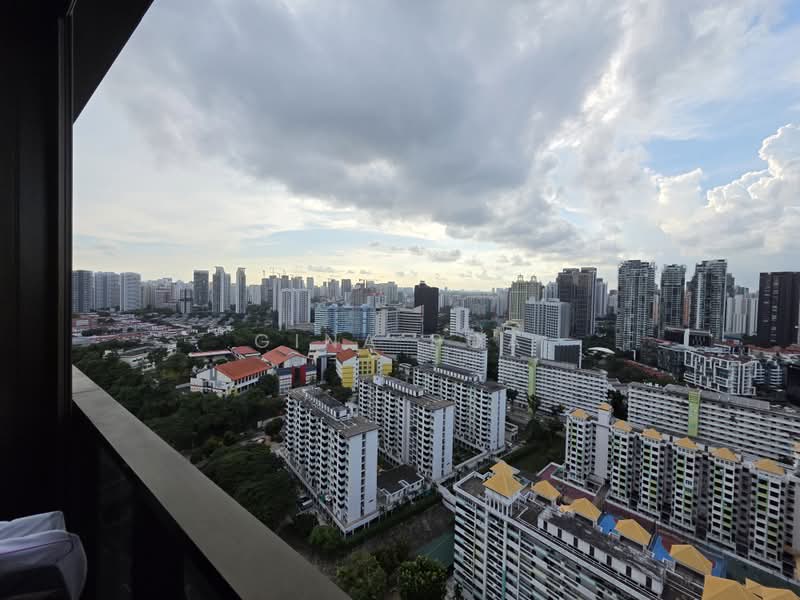 The Landmark, 173 Chin Swee Road, 2 Bedrooms, 678 sqft, Condominium For Sale, by Gina Poa, 500177710 - View - PropertyGuru.com.sg