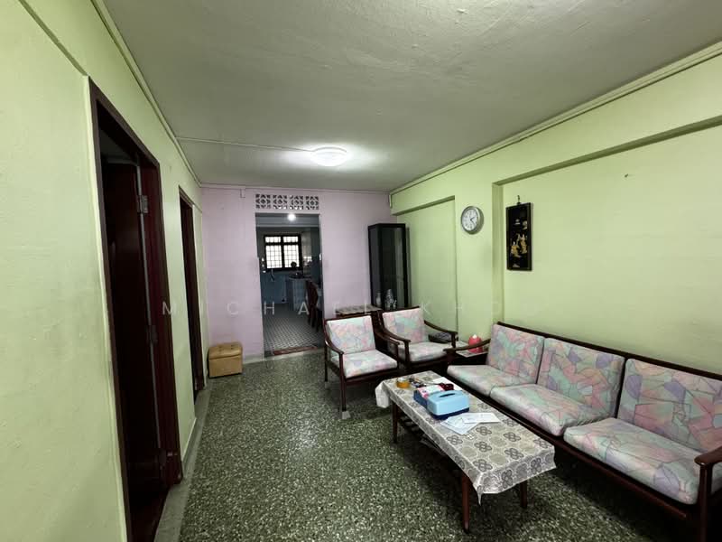 38 Lorong 5 Toa Payoh, 38 Lorong 5 Toa Payoh, 2 Bedrooms, 720 sqft, HDB Flat For Sale, by Michael Khoo, 500177718 - Living Room - PropertyGuru.com.sg