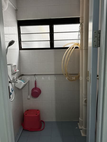 38 Lorong 5 Toa Payoh, 38 Lorong 5 Toa Payoh, 2 Bedrooms, 720 sqft, HDB Flat For Sale, by Michael Khoo, 500177718 - Bathroom - PropertyGuru.com.sg