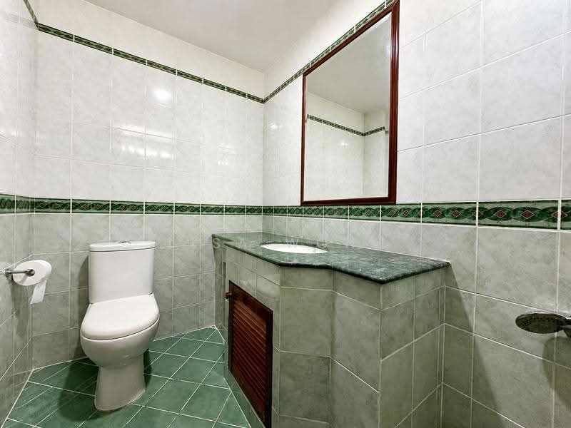 Yew Mei Green, 50 Choa Chu Kang North 6, Dairy Farm / Bukit Panjang / Choa Chu Kang, 3 Bedrooms, 1,130 sqft, Condominium For Sale, by Lisa Wong, 500177721 - Bathroom - PropertyGuru.com.sg