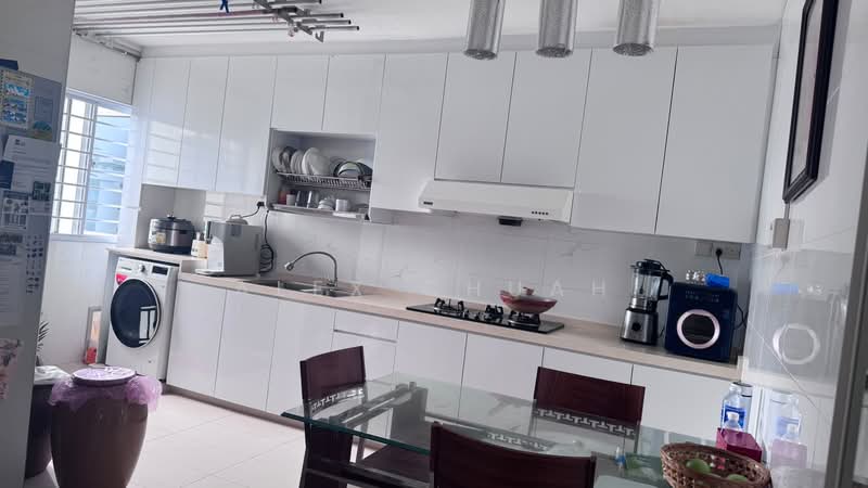 839 Woodlands Street 82, 839 Woodlands Street 82, 3 Bedrooms, 1,130 sqft, HDB Flat For Sale, by Alex Chuah, 500177737 - Kitchen - PropertyGuru.com.sg