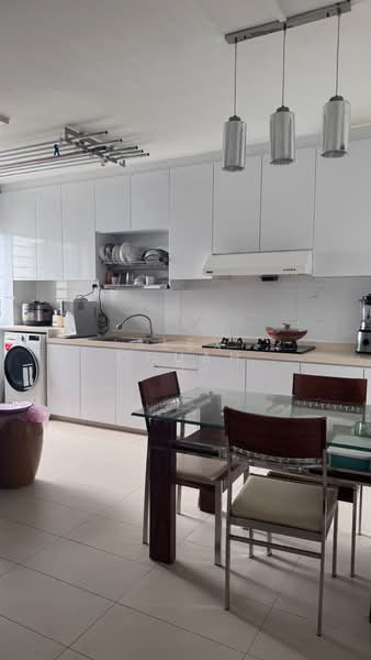 839 Woodlands Street 82, 839 Woodlands Street 82, 3 Bedrooms, 1,130 sqft, HDB Flat For Sale, by Alex Chuah, 500177737 - Kitchen - PropertyGuru.com.sg