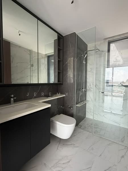 Bartley Vue, 6 Jalan Bunga Rampai, 2 Bedrooms, 732 sqft, Condominium For Rent, by Jeremy Peh, 500177741 - Bathroom - PropertyGuru.com.sg