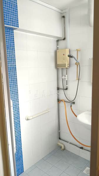 855 Woodlands Street 83, 855 Woodlands Street 83, Room Rental, 120 sqft, HDB Flat For Rent, by Steven Choo, 500177745 - Bathroom - PropertyGuru.com.sg