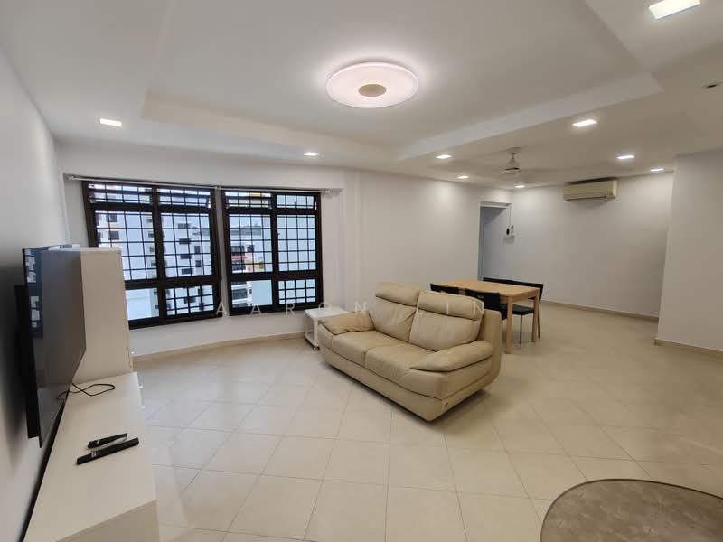 121A Kim Tian Place, 121A Kim Tian Place, 3 Bedrooms, 1,087 sqft, HDB Flat For Sale, by Aaron Lin, 500177751 - Living Room - PropertyGuru.com.sg
