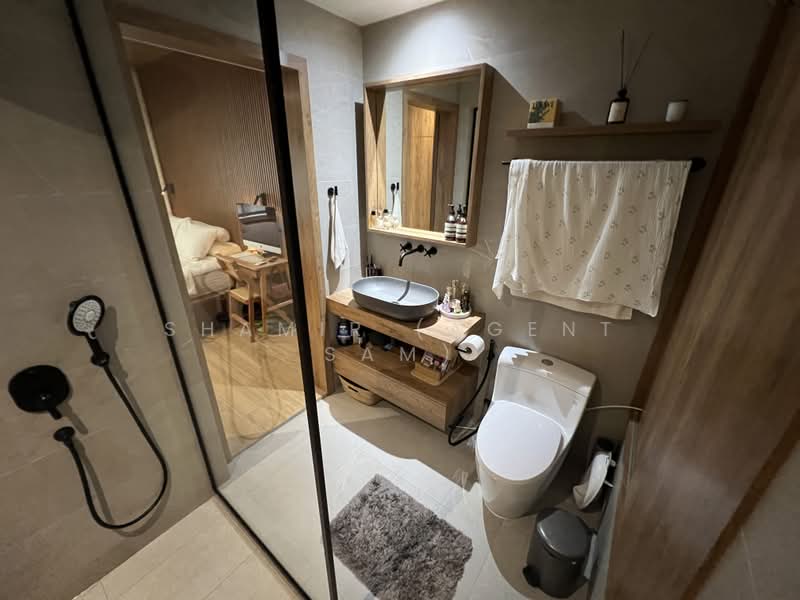 City Square Residences, 14 Kitchener Link, 3 Bedrooms, 1,206 sqft, Condominium For Sale, by Shamir (Agent SAM), 500177752 - Bathroom - PropertyGuru.com.sg