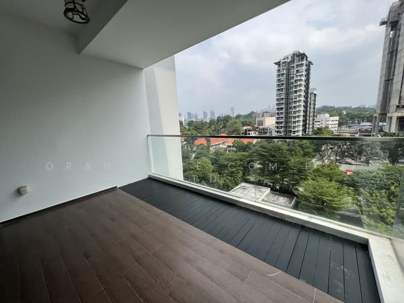 Rochelle At Newton, 188 Keng Lee Road, 4 Bedrooms, 1,701 sqft, Condominium For Sale, by Orangetee.com Pte Ltd, 500177753 - Balcony - PropertyGuru.com.sg