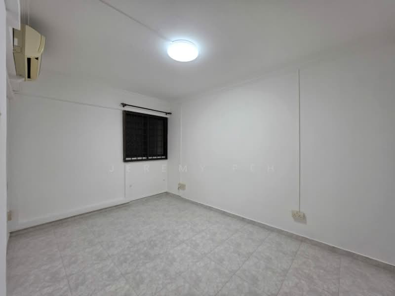 5 Lorong Lew Lian, 5 Lorong Lew Lian, 2 Bedrooms, 689 sqft, HDB Flat For Sale, by Jeremy Peh, 500177757 - Interior - PropertyGuru.com.sg