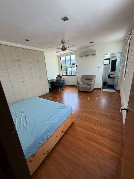 Phillips Avenue, Phillips Avenue, 6 Bedrooms, 4,806 sqft, Semi-Detached House For Sale, by James Lee, 500177761 - Bedroom - PropertyGuru.com.sg