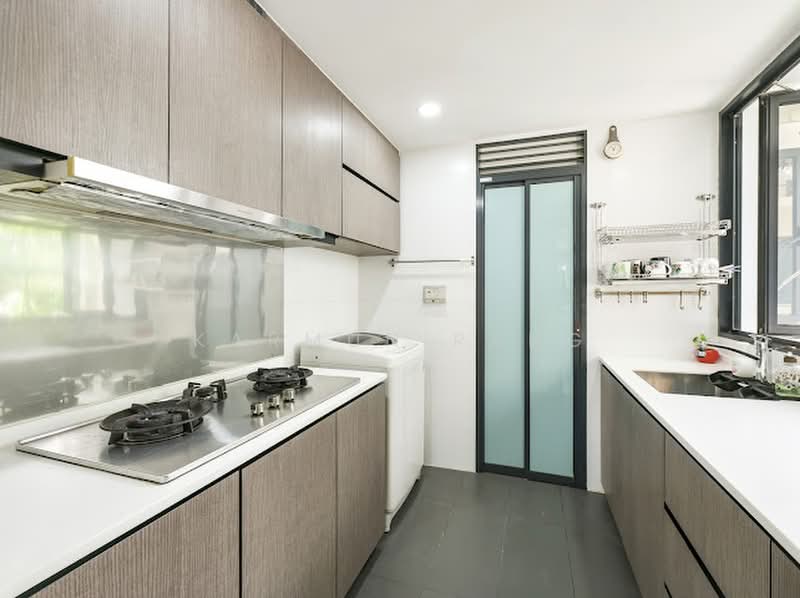 Riverparc Residence, 90 Punggol Drive, 3 Bedrooms, 1,076 sqft, Executive Condominium For Sale, by Karmun Pang, 500177766 - Kitchen - PropertyGuru.com.sg