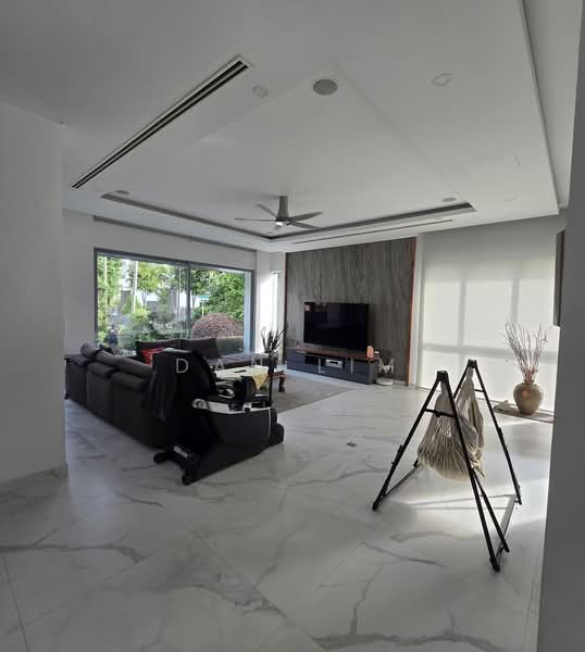 Serangoon Garden Estate, Bloxhome Drive, 7 Bedrooms, 13,000 sqft, Bungalow House For Sale, by Dan Lim, 500177778 - Living Room - PropertyGuru.com.sg