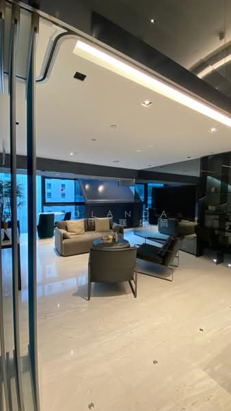 Tahir Building, 140 Robinson Rd, 2,250 sqft, Office For Sale, by Yolanda Loh 羅培嫣, 500177807 - Relax corner - CommercialGuru.com.sg