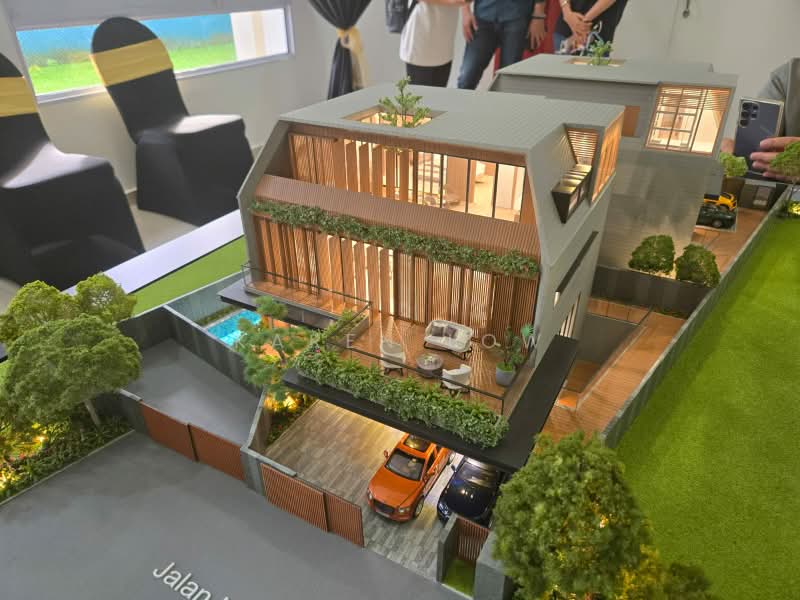❤️ Bungalow within 1Km to RGPS, NYGH ❤️ 8897.I732, Vanda Road, Jalan Naga Sari. 8897.1732, 7 Bedrooms, 7,847 sqft, Detached House For Sale, by Karen Low, 500177814 - Exterior - PropertyGuru.com.sg