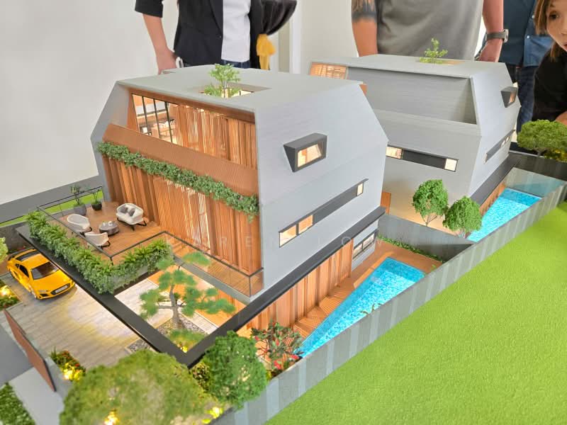 ❤️ Bungalow within 1Km to RGPS, NYGH ❤️ 8897.I732, Vanda Road, Jalan Naga Sari. 8897.1732, 7 Bedrooms, 7,847 sqft, Detached House For Sale, by Karen Low, 500177814 - Exterior - PropertyGuru.com.sg