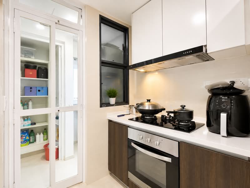 Symphony Suites, 13 Yishun Close, 4 Bedrooms, 1,023 sqft, Condominium For Sale, by Ong Beng Yew, 500177823 - Kitchen - PropertyGuru.com.sg