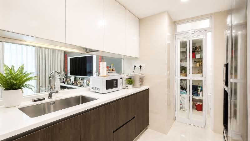 Symphony Suites, 13 Yishun Close, 4 Bedrooms, 1,023 sqft, Condominium For Sale, by Ong Beng Yew, 500177823 - Kitchen - PropertyGuru.com.sg