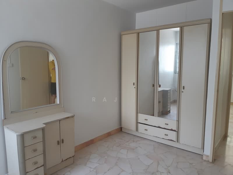 285 Tampines Street 22, 285 Tampines Street 22, 3 Bedrooms, 1,200 sqft, HDB Flat For Rent, by Raj ., 500177835 - Bedroom - PropertyGuru.com.sg