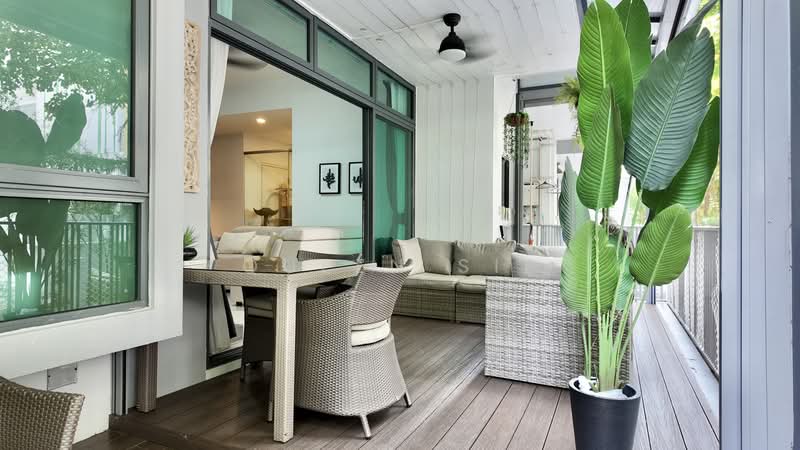 Rosewood Suites, 67 Rosewood Drive, 3 Bedrooms, 1,206 sqft, Condominium For Sale, by Queen Sie, 500177838 - Patio - PropertyGuru.com.sg