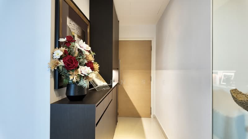 Rosewood Suites, 67 Rosewood Drive, 3 Bedrooms, 1,206 sqft, Condominium For Sale, by Queen Sie, 500177838 - Entrance - PropertyGuru.com.sg