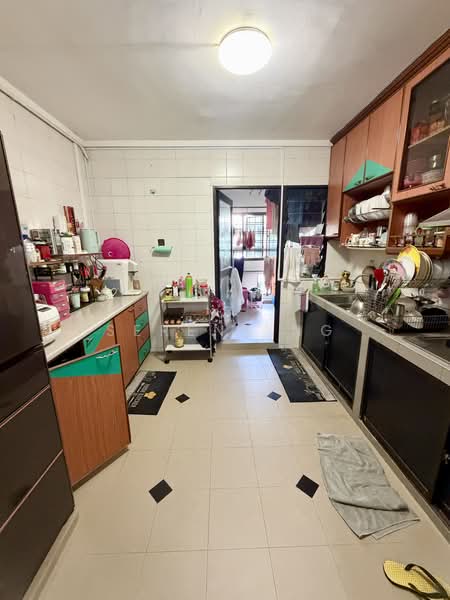738 Woodlands Circle, 738 Woodlands Circle, 3 Bedrooms, 1,098 sqft, HDB Flat For Sale, by Serene Ng, 500177850 - Kitchen - PropertyGuru.com.sg
