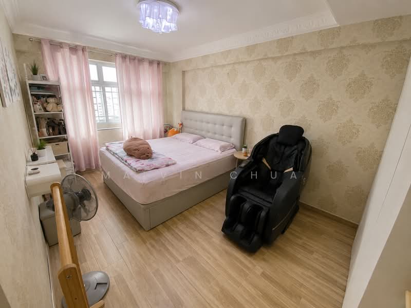 487C Choa Chu Kang Avenue 5, 487C Choa Chu Kang Avenue 5, 3 Bedrooms, 1,216 sqft, HDB Flat For Sale, by Malvin Chua, 500177858 - Master Bedroom - PropertyGuru.com.sg