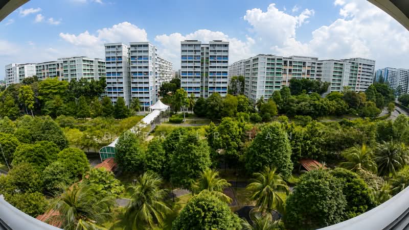 346 Yishun Avenue 11, 346 Yishun Avenue 11, 3 Bedrooms, 1,302 sqft, HDB Flat For Sale, by Drexler Tan, 500177876 - View From Living Room - PropertyGuru.com.sg
