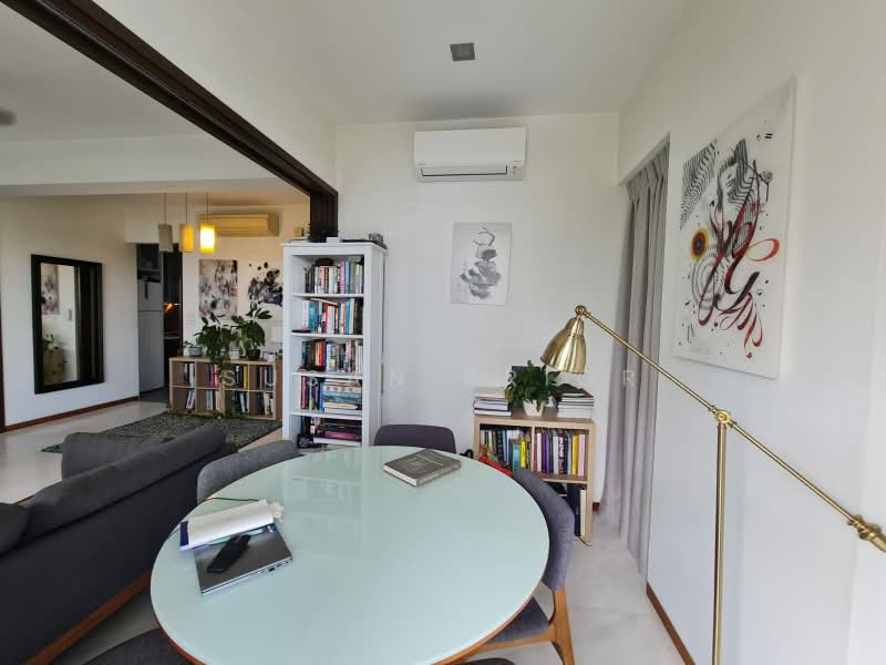 River Valley Gorgeous Mercury, , 2 Bedrooms, 1,100 sqft, Condominium For Rent, by Susan Prior, 500177879 - Living Room - PropertyGuru.com.sg
