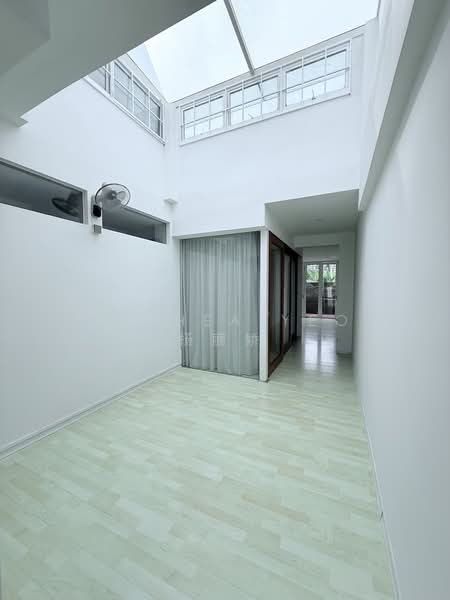 Bartley road, eden grove, sunshine terrace, walk to Woodleigh mrt, Bartley road, eden grove, sunshine terrace, 2 Bedrooms, 1,469 sqft, Terraced House For Rent, by Anthea Yeo 杨丽娇, 500177882 - PropertyGuru.com.sg