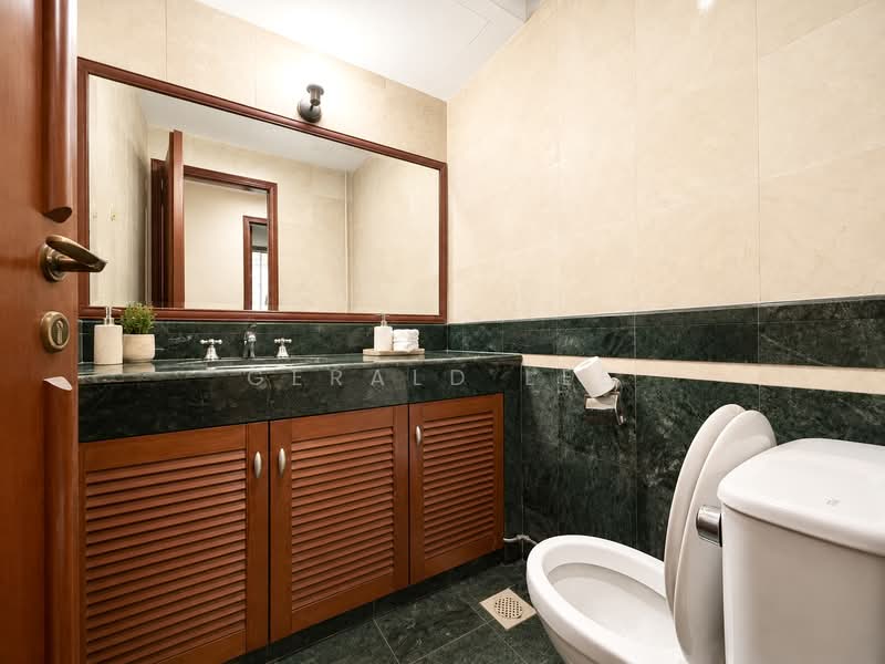 Tai Keng Villas, Jalan Kelichap, 6 Bedrooms, 4,000 sqft, Corner Terrace For Sale, by Gerald Lee, 500177905 - Bathroom - PropertyGuru.com.sg