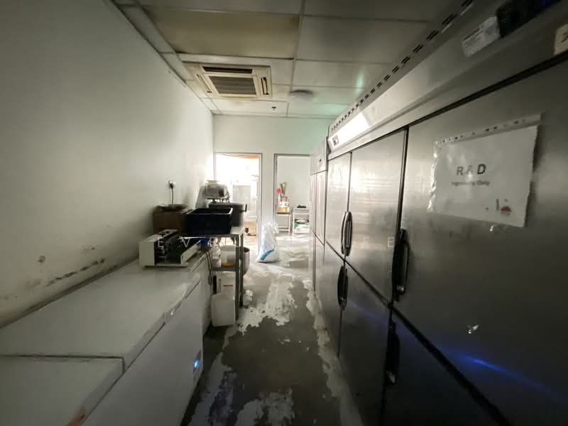 Food XChange @ Admiralty, 8A Admiralty Street, 2,841 sqft, Factory / Workshop (B2) For Sale, by Evelyn Wee, 500177908 - Kitchen - CommercialGuru.com.sg