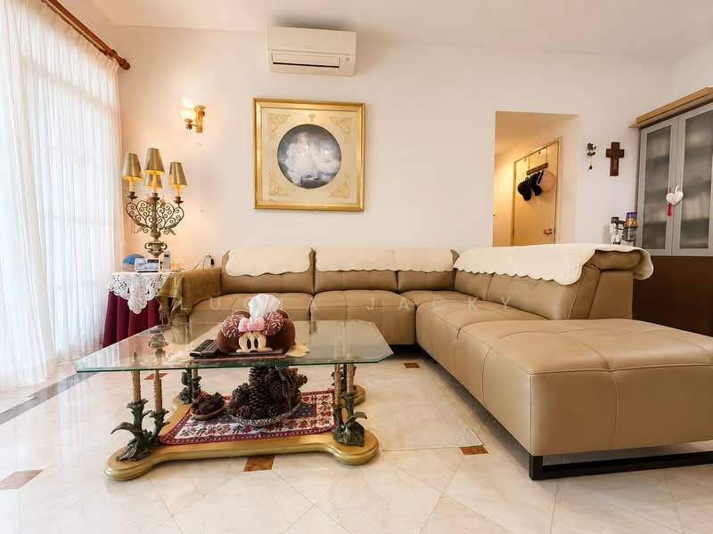 Symphony Heights, 41 Hume Avenue, 2 Bedrooms, 1,152 sqft, Condominium For Sale, by Lucia Jacky, 500177913 - PropertyGuru.com.sg