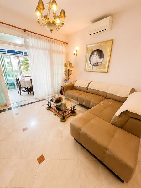 Symphony Heights, 41 Hume Avenue, 2 Bedrooms, 1,152 sqft, Condominium For Sale, by Lucia Jacky, 500177913 - PropertyGuru.com.sg
