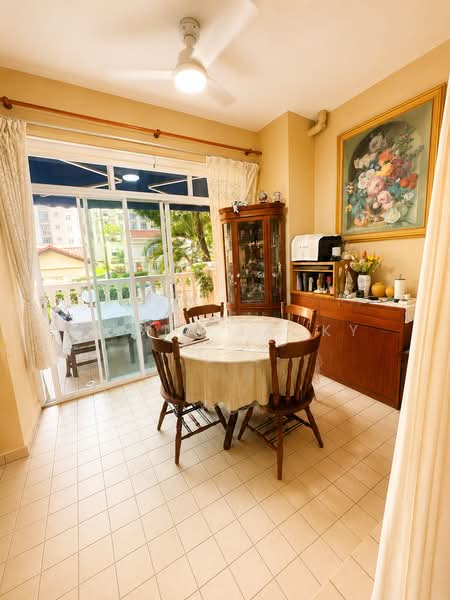 Symphony Heights, 41 Hume Avenue, 2 Bedrooms, 1,152 sqft, Condominium For Sale, by Lucia Jacky, 500177913 - PropertyGuru.com.sg