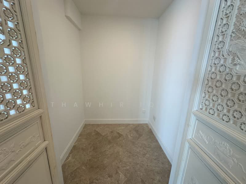 Parc Oasis, 49 Jurong East Avenue 1, 2 Bedrooms, 1,227 sqft, Condominium For Rent, by Thawhir Iqbal, 500177916 - Interior - PropertyGuru.com.sg