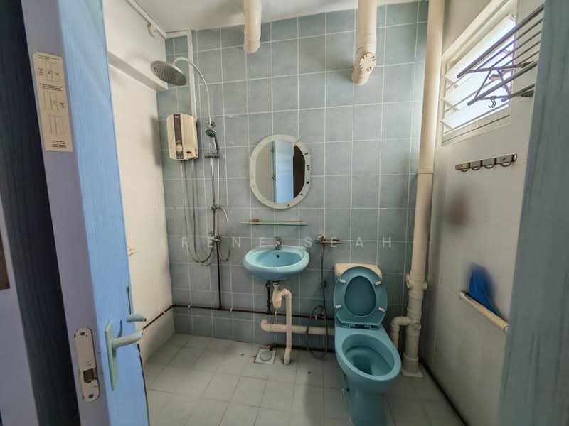 59 Chai Chee Road, 59 Chai Chee Road, 3 Bedrooms, 1,119 sqft, HDB Flat For Sale, by Irene Seah, 500177924 - Master Bathroom - PropertyGuru.com.sg
