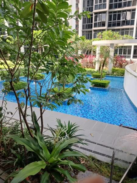 Symphony Suites, 1 Yishun Close, 4 Bedrooms, 1,023 sqft, Condominium For Sale, by Kensy ., 500177930 - Pool - PropertyGuru.com.sg