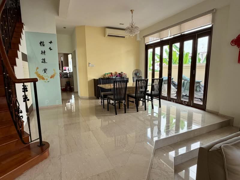 Phillips Ave, Phillips Avenue, 6 Bedrooms, 4,806 sqft, Semi-Detached House For Sale, by Peck Chai Ping, 500177932 - Dining Room - PropertyGuru.com.sg