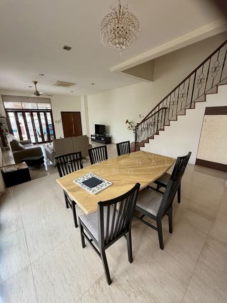 Phillips Ave, Phillips Avenue, 6 Bedrooms, 4,806 sqft, Semi-Detached House For Sale, by Peck Chai Ping, 500177932 - Dining Room - PropertyGuru.com.sg