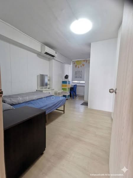 723 Jurong West Avenue 5, 723 Jurong West Avenue 5, 3 Bedrooms, 1,119 sqft, HDB Flat For Sale, by Nicholas Koh, 500177935 - Bedroom - PropertyGuru.com.sg