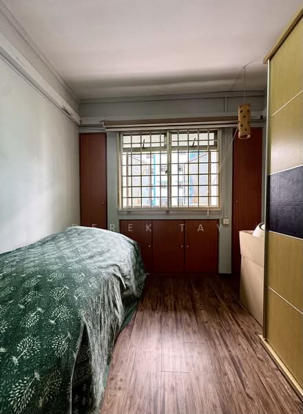 668D Jurong West Street 64, 668D Jurong West Street 64, 3 Bedrooms, 915 sqft, HDB Flat For Sale, by Derek Tay, 500177937 - Bedroom 2 - PropertyGuru.com.sg