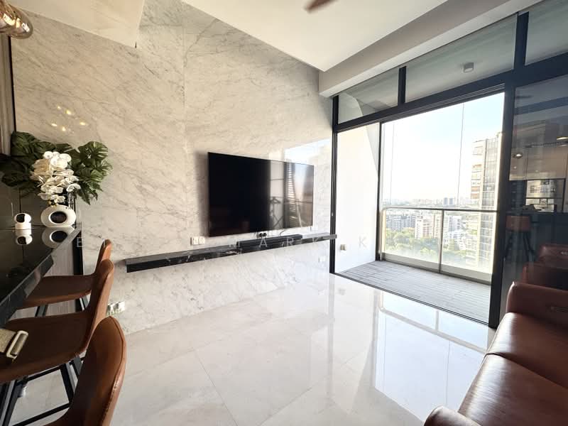 The Scotts Tower, 38 Scotts Road, 2 Bedrooms, 807 sqft, Condominium For Sale, by Ethan Mark Kheng, 500177940 - Living Room - PropertyGuru.com.sg