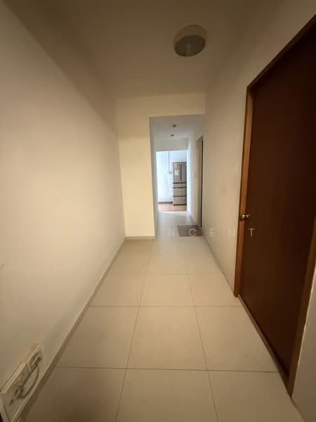 Novena Court, 6 Jalan Novena Barat, 3 Bedrooms, 861 sqft, Apartment For Sale, by Ong Bincent, 500177946 - Corridor - PropertyGuru.com.sg