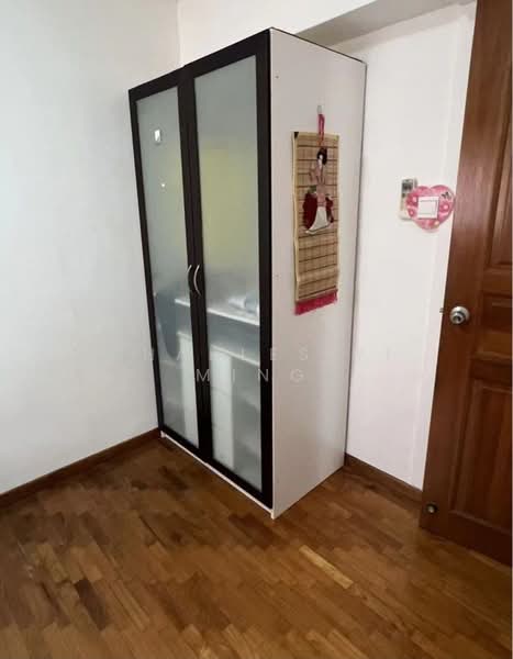 CHEAP 3 MINS AWAY FROM SENGKANG MRT, , Room Rental, 150 sqft, HDB Flat For Rent, by Charles Yi Ming, 500177947 - Interior - PropertyGuru.com.sg