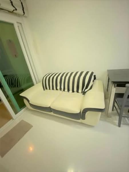 Parc Rosewood, 89 Rosewood Drive, 1 Bedroom, 431 sqft, Condominium For Rent, by Bala .S, 500177954 - Living Room - PropertyGuru.com.sg