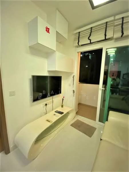 Parc Rosewood, 89 Rosewood Drive, 1 Bedroom, 431 sqft, Condominium For Rent, by Bala .S, 500177954 - Living Room - PropertyGuru.com.sg